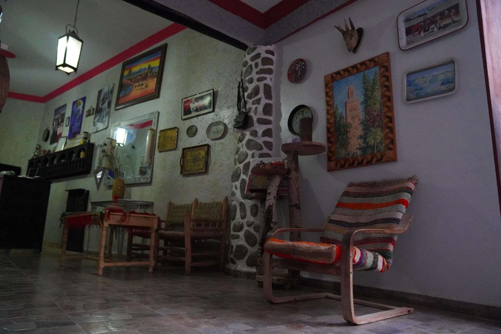 Riad Malak Уирган Экстерьер фото