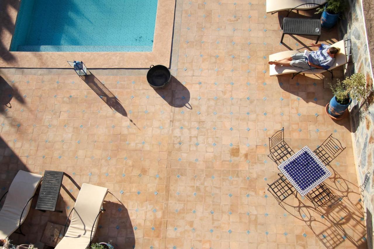 Riad Malak Уирган Экстерьер фото